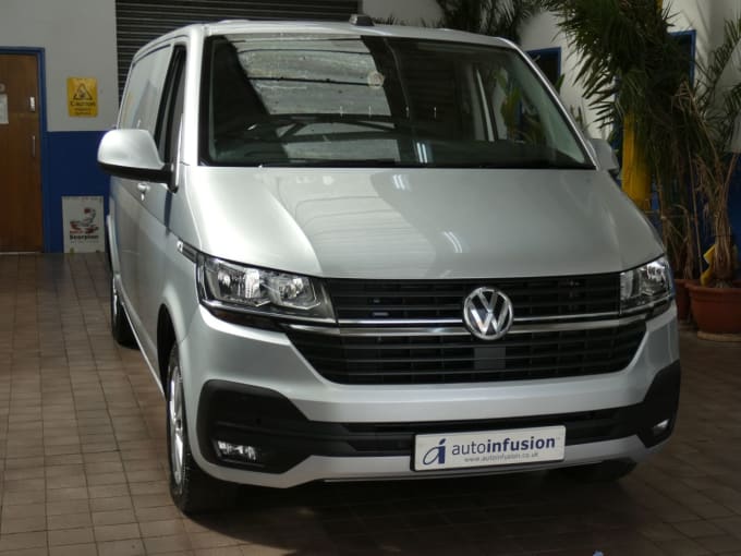2025 Volkswagen Transporter