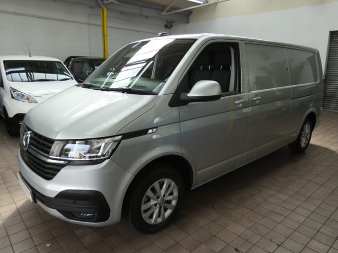 2025 Volkswagen Transporter