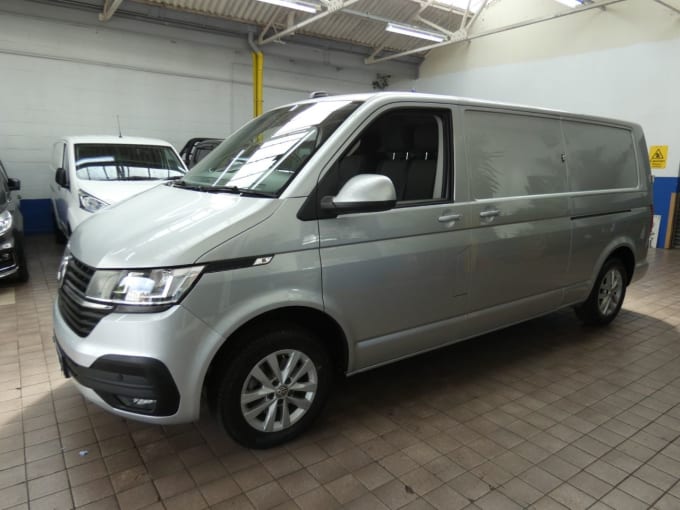 2025 Volkswagen Transporter