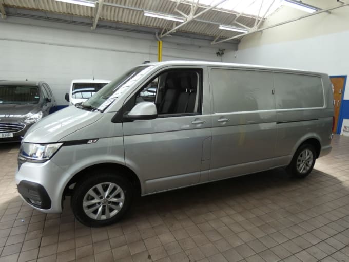 2025 Volkswagen Transporter