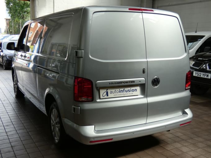 2025 Volkswagen Transporter