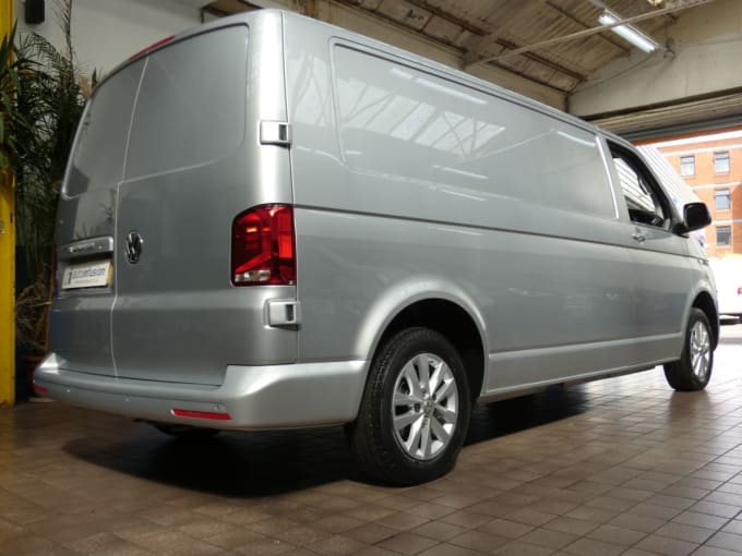 2025 Volkswagen Transporter