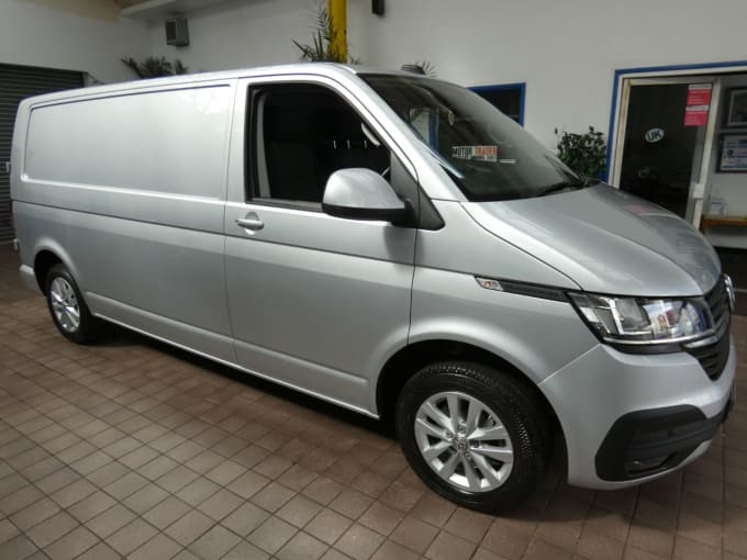 2025 Volkswagen Transporter