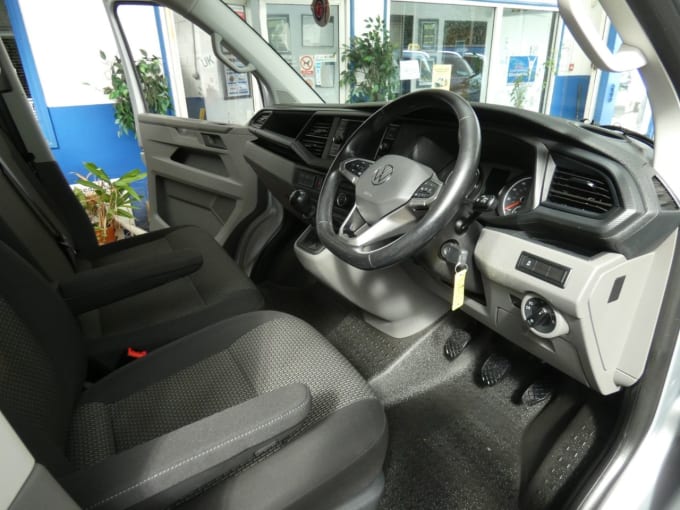 2025 Volkswagen Transporter