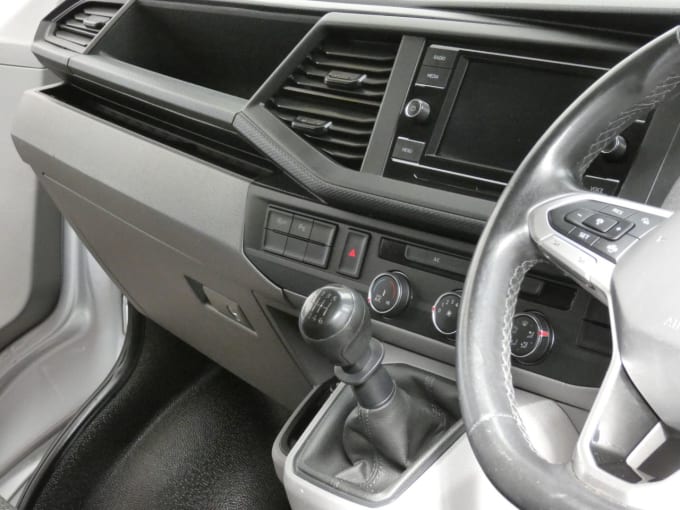 2025 Volkswagen Transporter