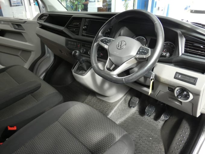 2025 Volkswagen Transporter