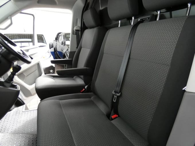 2025 Volkswagen Transporter