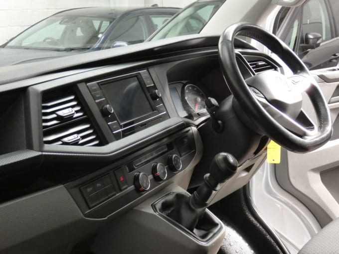 2025 Volkswagen Transporter
