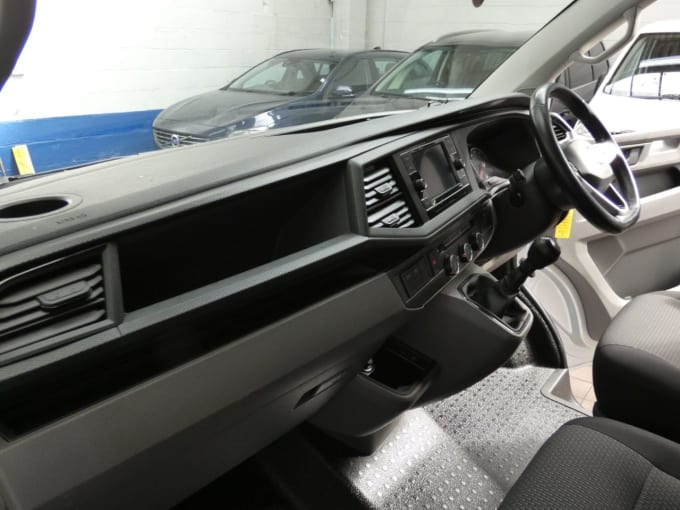 2025 Volkswagen Transporter