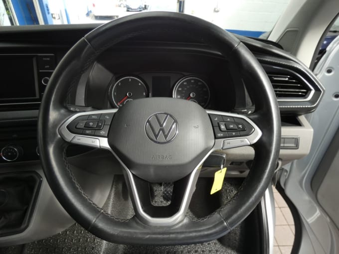 2025 Volkswagen Transporter
