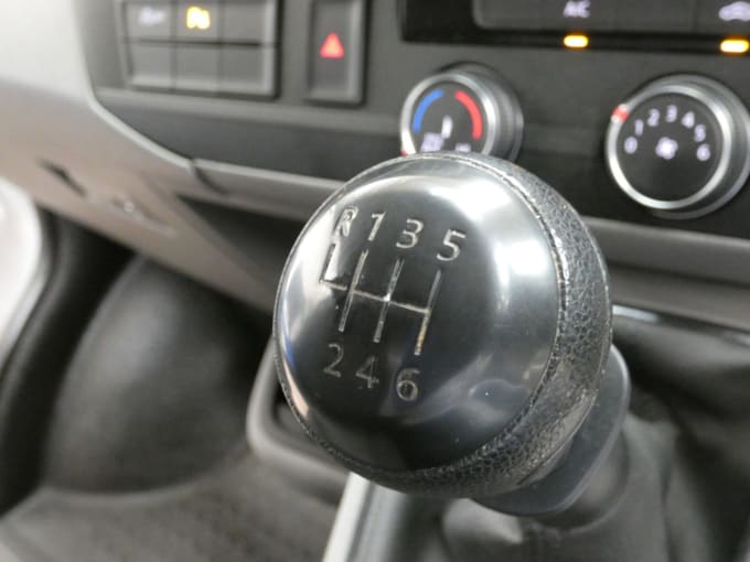 2025 Volkswagen Transporter