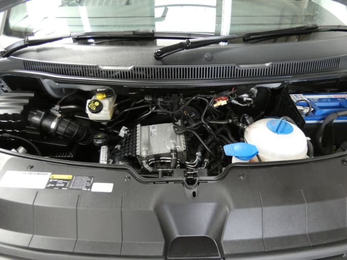 2025 Volkswagen Transporter