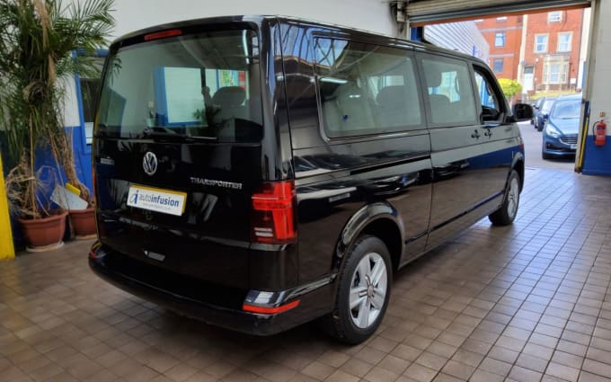 2025 Volkswagen Transporter Shuttle