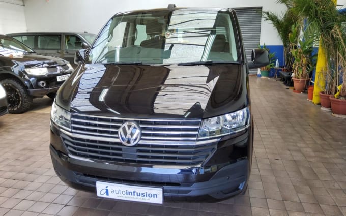 2025 Volkswagen Transporter Shuttle