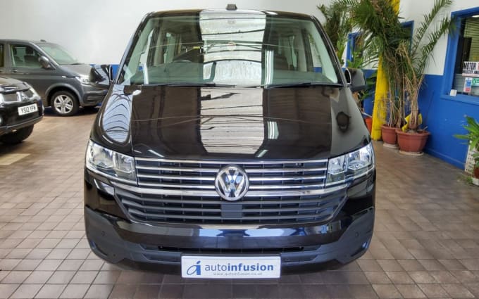 2025 Volkswagen Transporter Shuttle