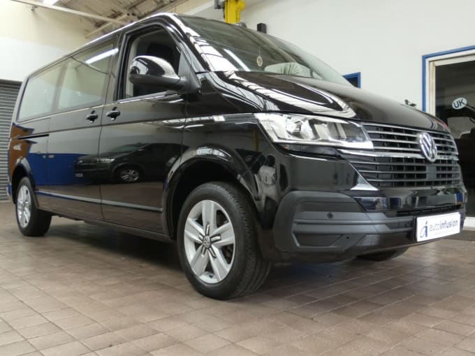2025 Volkswagen Transporter Shuttle