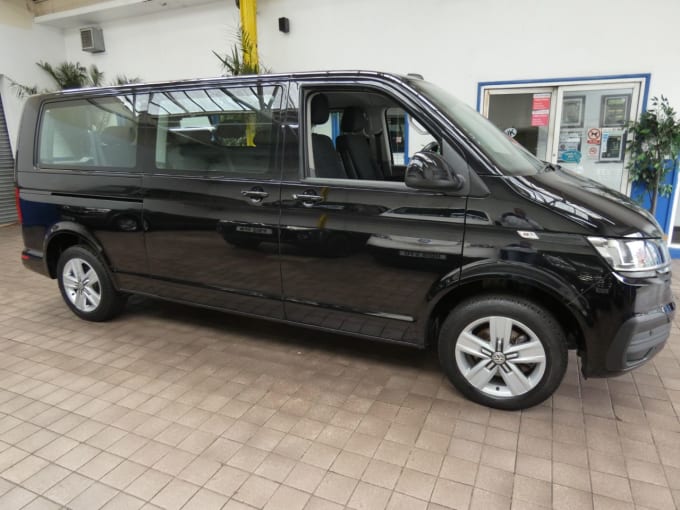 2025 Volkswagen Transporter Shuttle