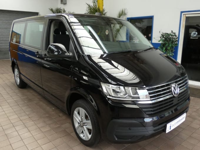 2025 Volkswagen Transporter Shuttle