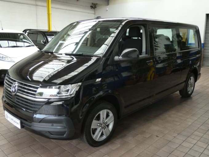 2025 Volkswagen Transporter Shuttle