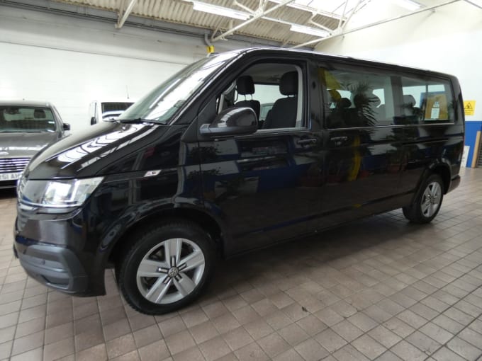 2025 Volkswagen Transporter Shuttle