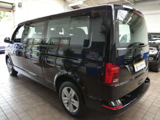 2025 Volkswagen Transporter Shuttle