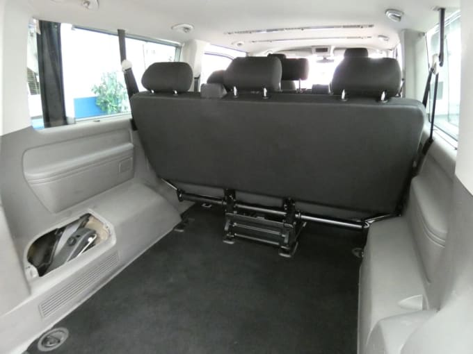 2025 Volkswagen Transporter Shuttle