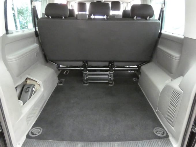 2025 Volkswagen Transporter Shuttle
