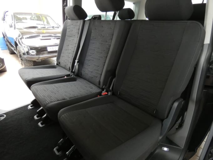 2025 Volkswagen Transporter Shuttle