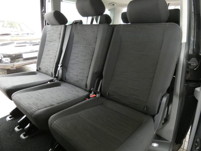 2025 Volkswagen Transporter Shuttle