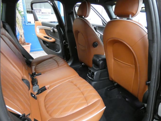 2025 Mini Countryman