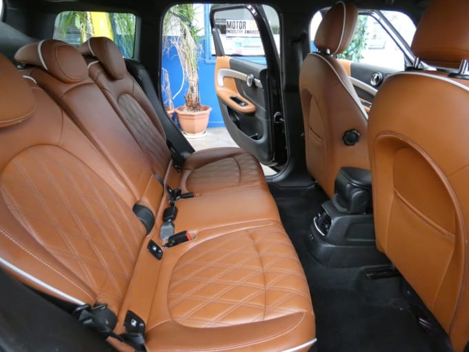 2025 Mini Countryman