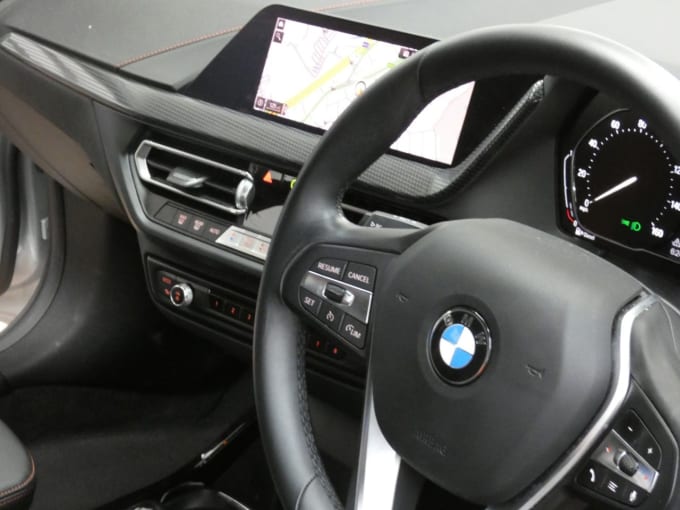 2025 BMW 1 Series