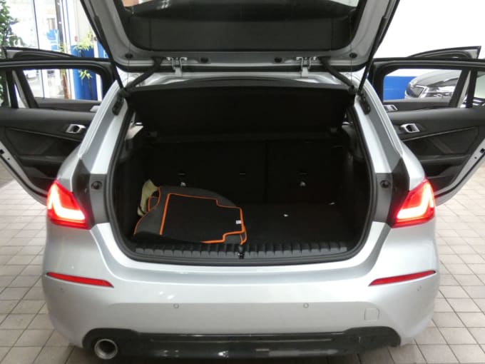2025 BMW 1 Series