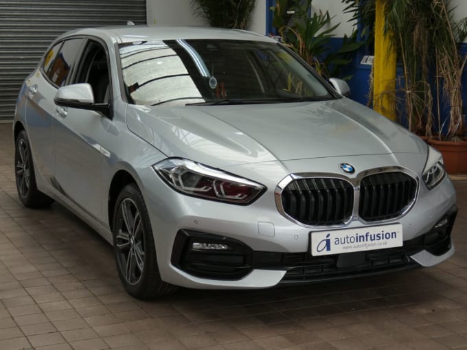 2025 BMW 1 Series