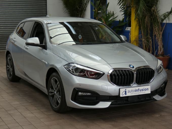 2025 BMW 1 Series