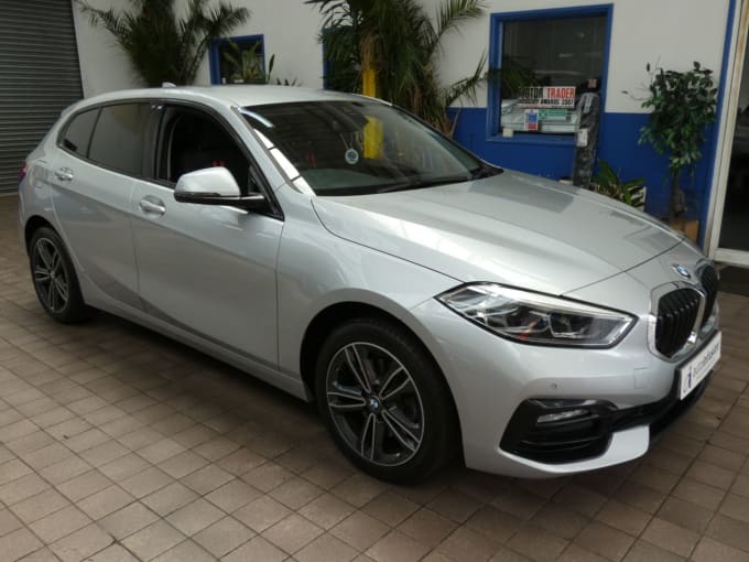 2025 BMW 1 Series
