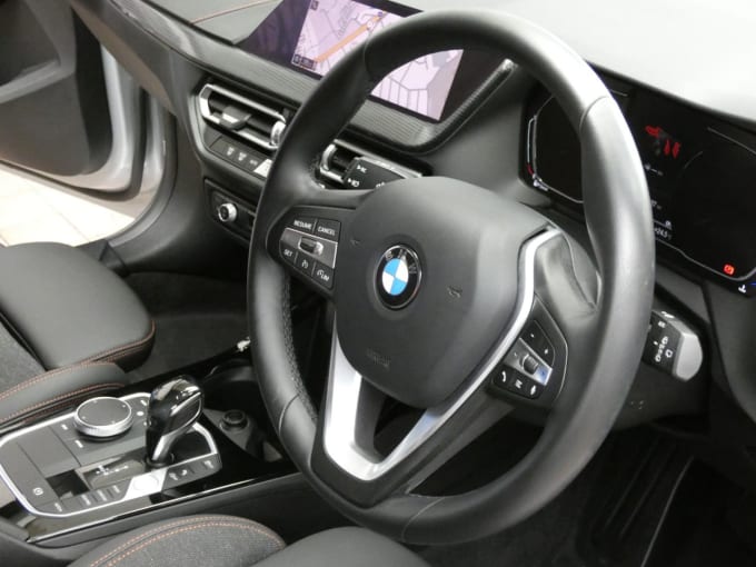 2025 BMW 1 Series