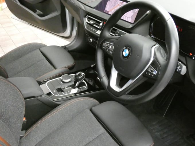 2025 BMW 1 Series