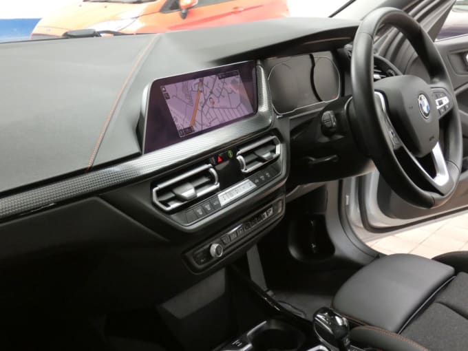 2025 BMW 1 Series
