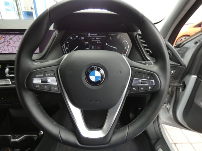 2025 BMW 1 Series