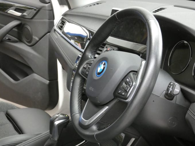 2025 BMW X1