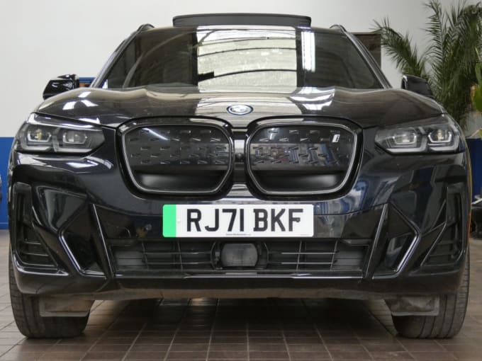 2025 BMW Ix3