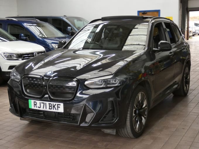 2025 BMW Ix3