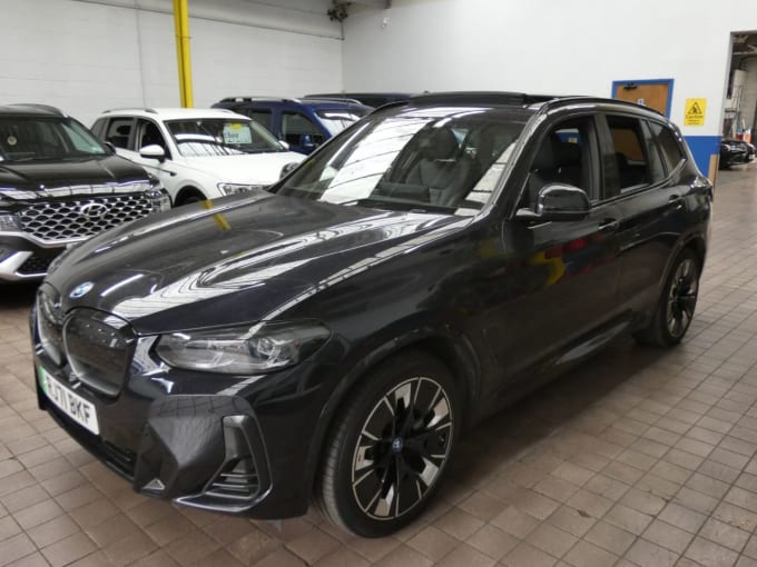 2025 BMW Ix3