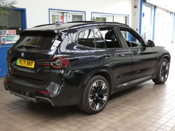 2025 BMW Ix3