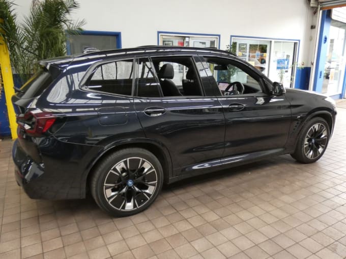 2025 BMW Ix3