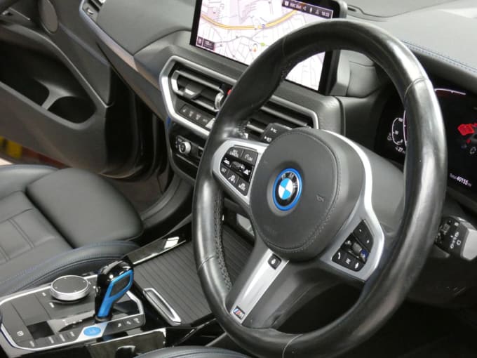2025 BMW Ix3