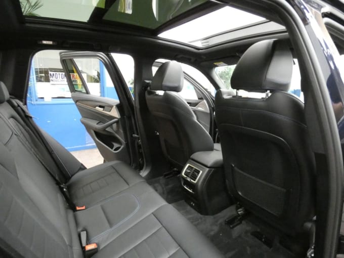 2025 BMW Ix3