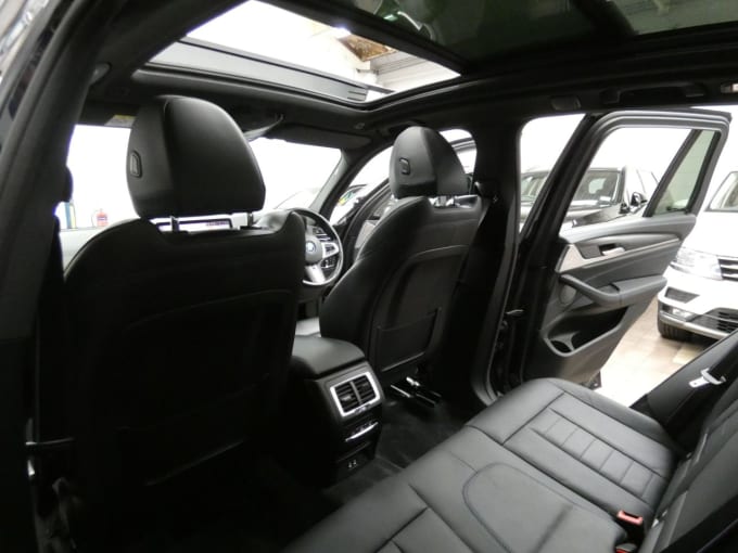 2025 BMW Ix3
