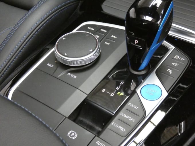 2025 BMW Ix3